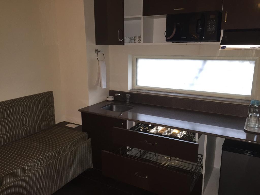 Luxtay Suites Bangalore Ruang foto