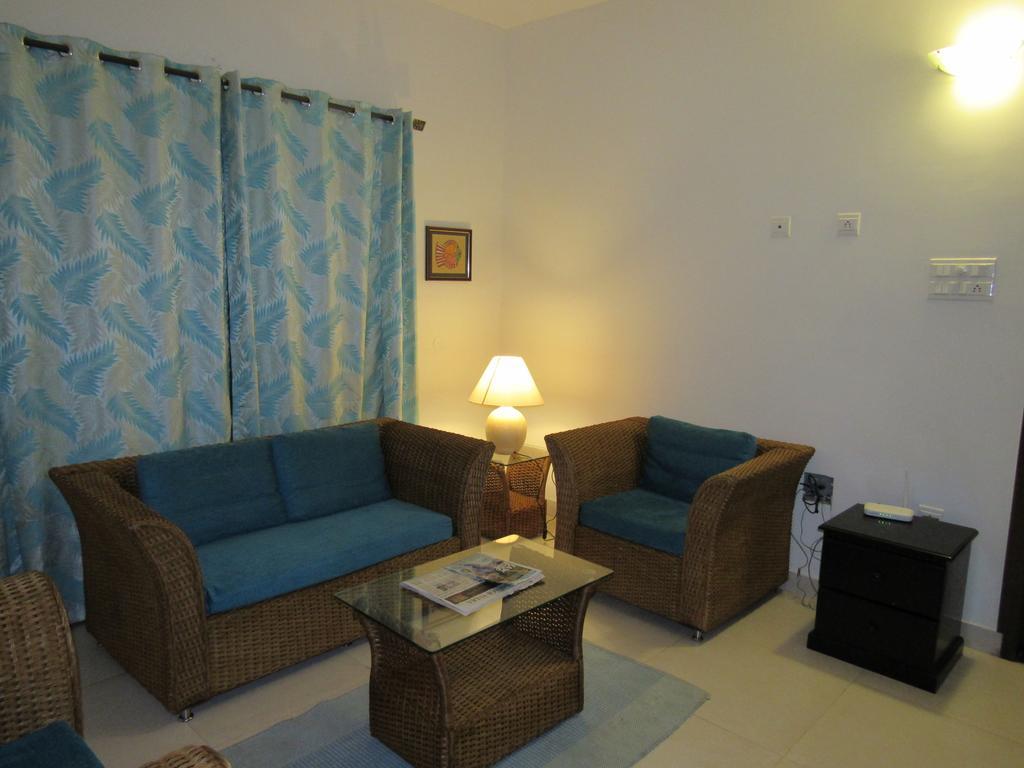 Luxtay Suites Bangalore Bagian luar foto